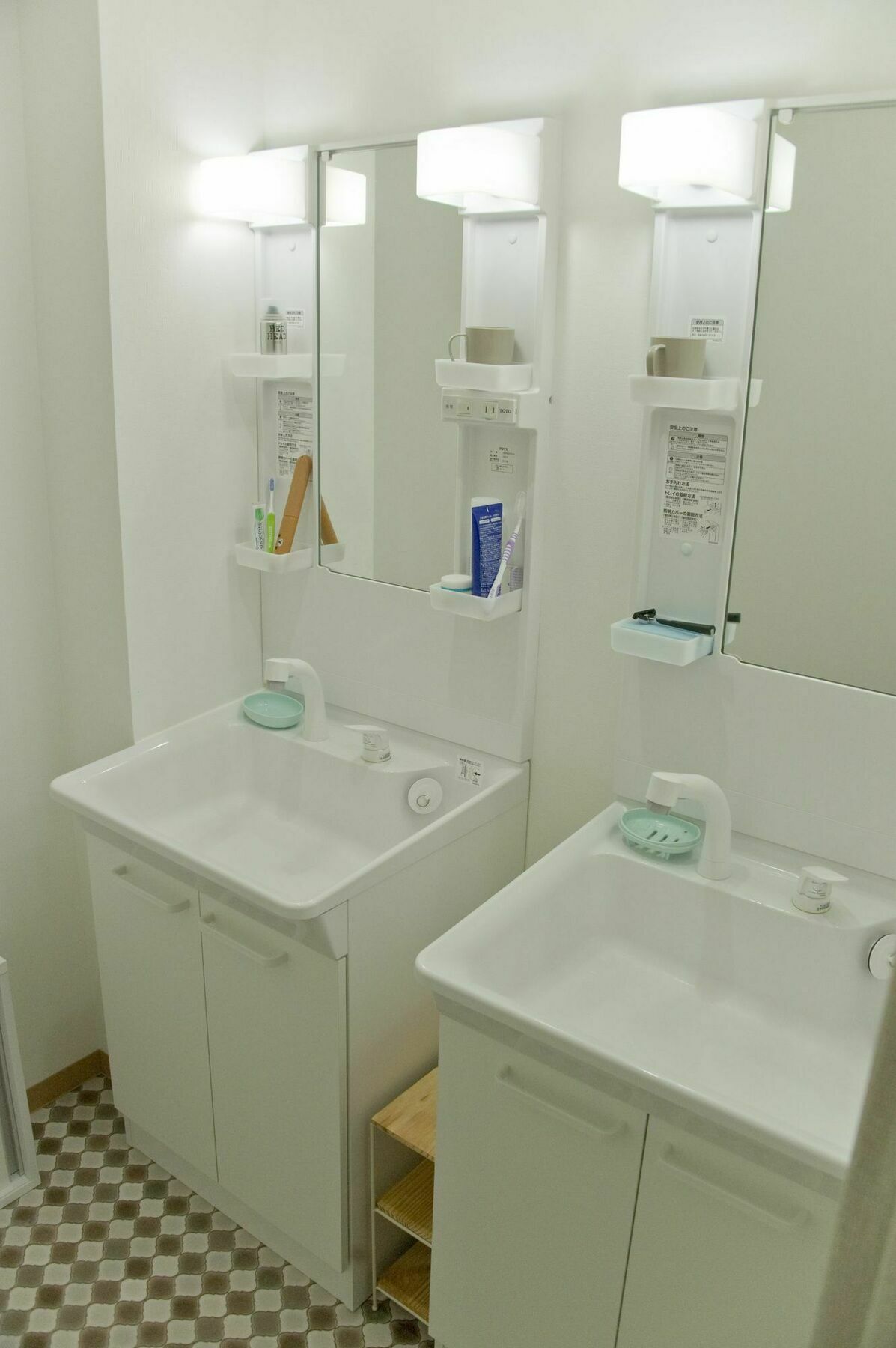Umbrella House Hostel Osaka Exterior photo